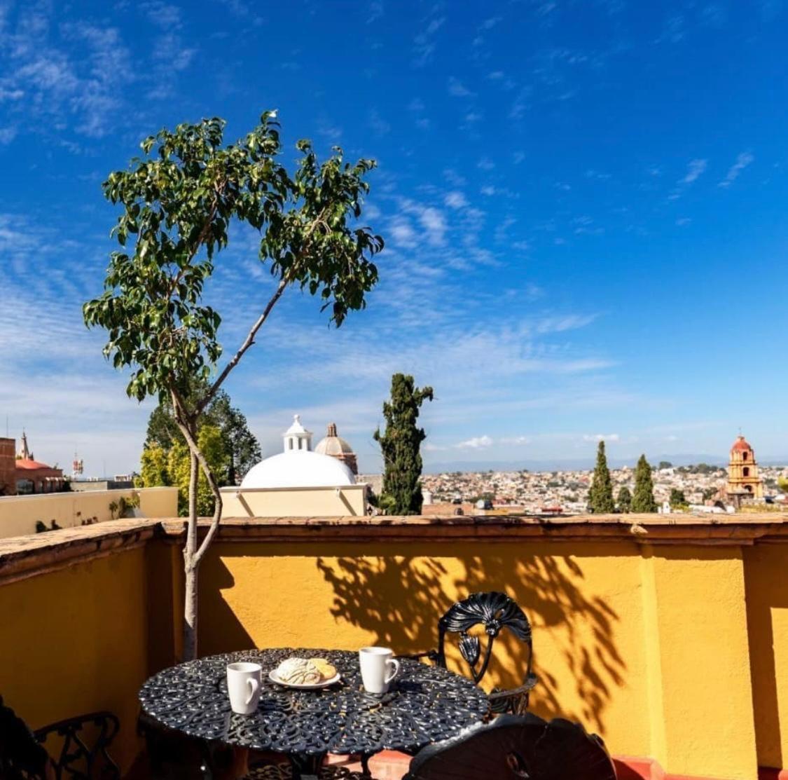 Отель Casa Rosario Centro Альенде Экстерьер фото
